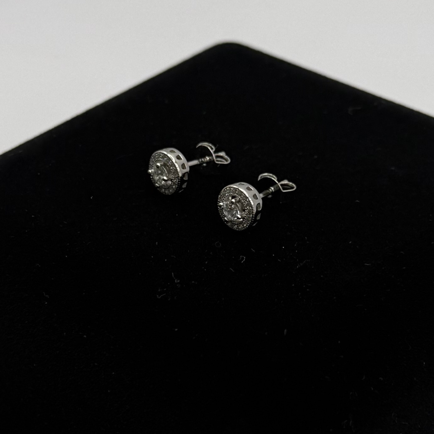 CZ DIAMOND CIRCLE CLAW EARRINGS Oppulence