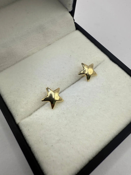 9CT STAR EARRINGS 8MM Oppulence