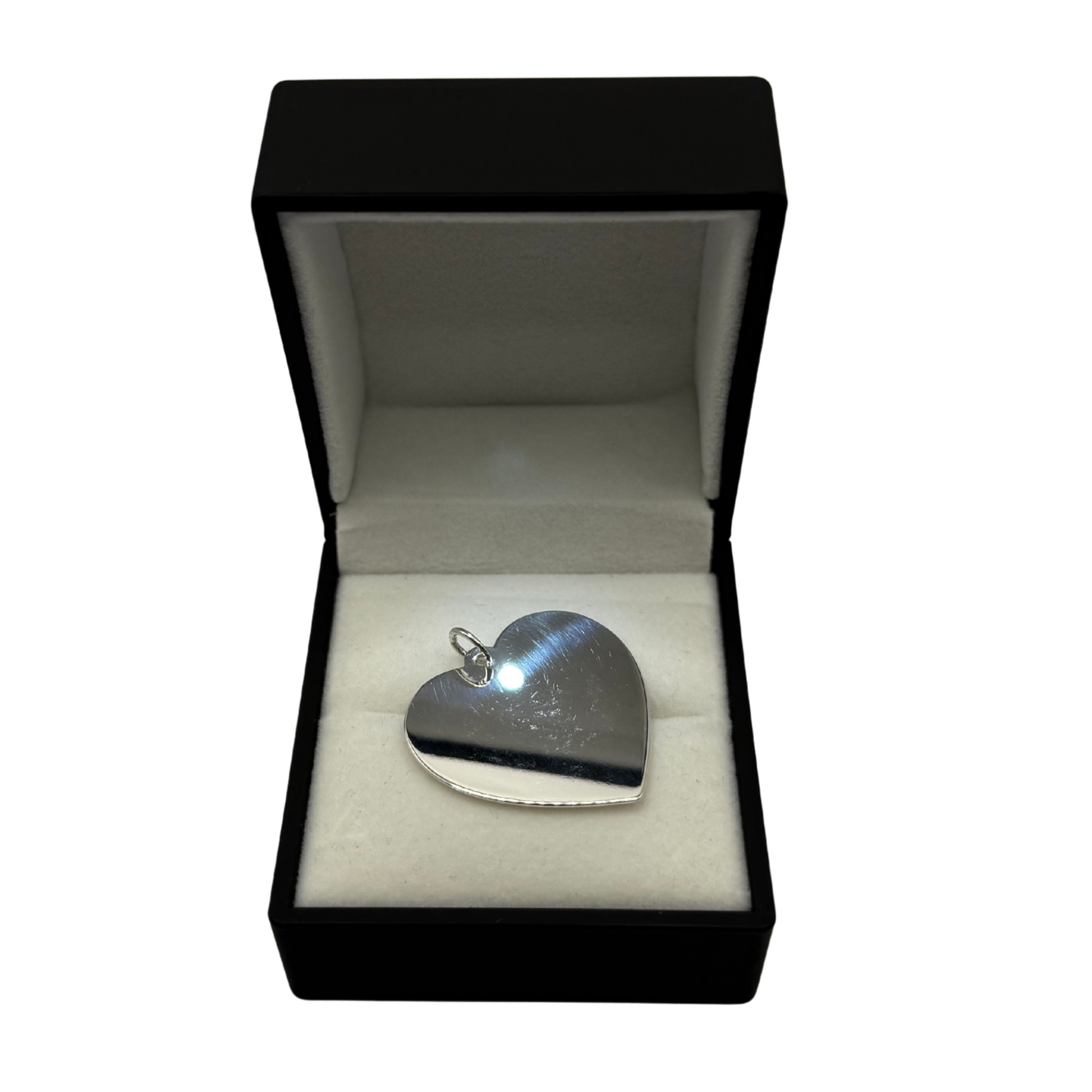 SILVER HEART 31MM X 33MM PENDANT Oppulence