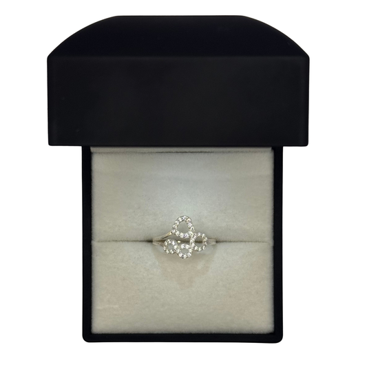 HOLLOW HEART DIAMOND RING Oppulence