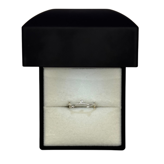 SILVER LEAF RING Oppulence