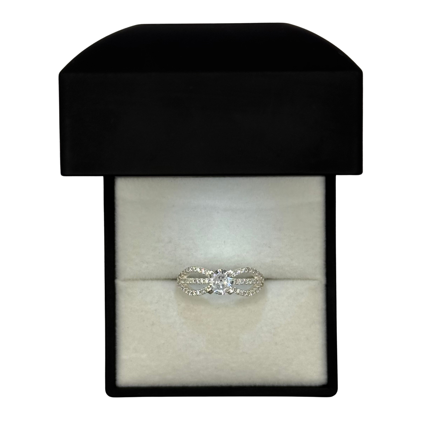SPLIT BAND CZ DIAMOND RING Oppulence