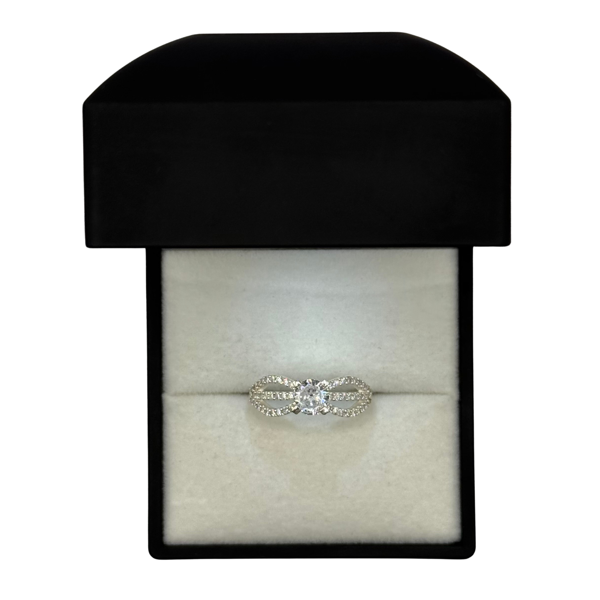 SPLIT BAND CZ DIAMOND RING Oppulence