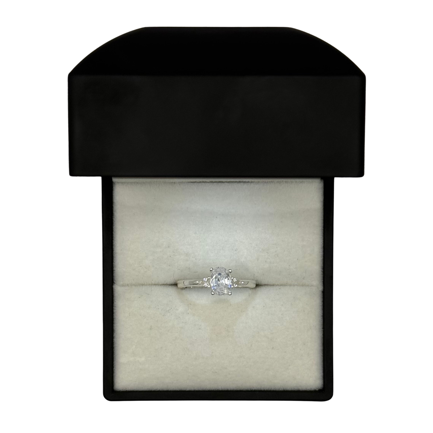 OVAL CUT CZ DIAMOND RING Oppulence