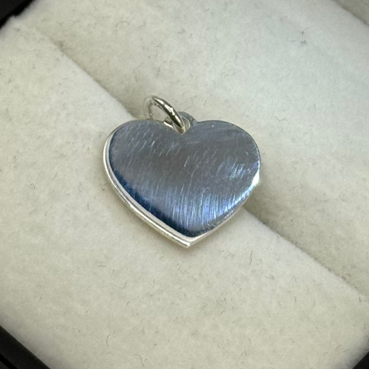 SILVER 16MM HEART PENDANT Oppulence