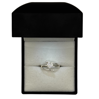 CZ DIAMOND CRUSTED HEART ON TWIST RING Oppulence