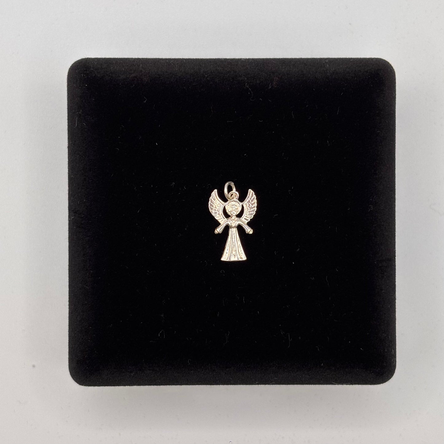 Oppulence Charm Collection Oppulence