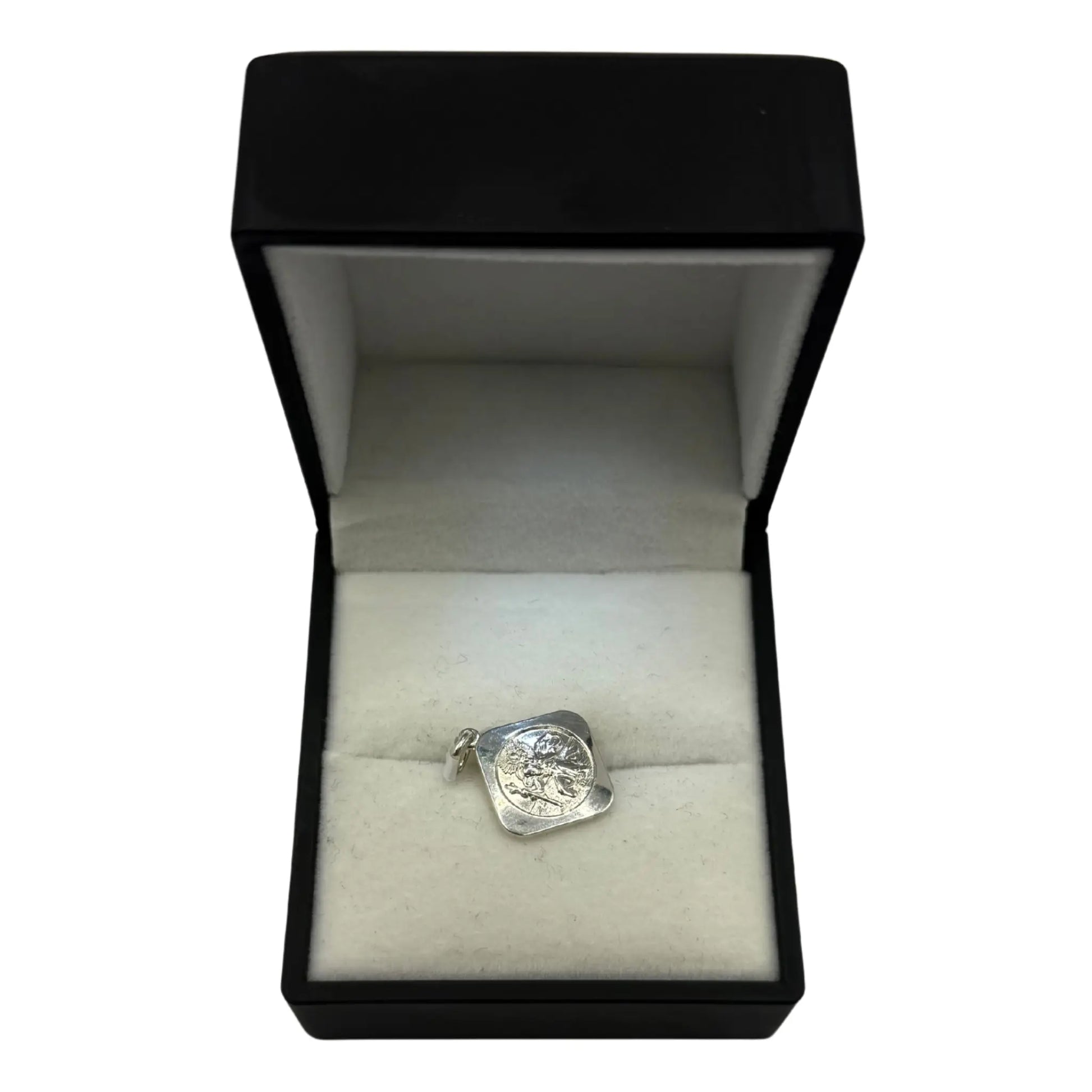 SILVER ST.CHRIS RHOMBUS PENDANT - Oppulence