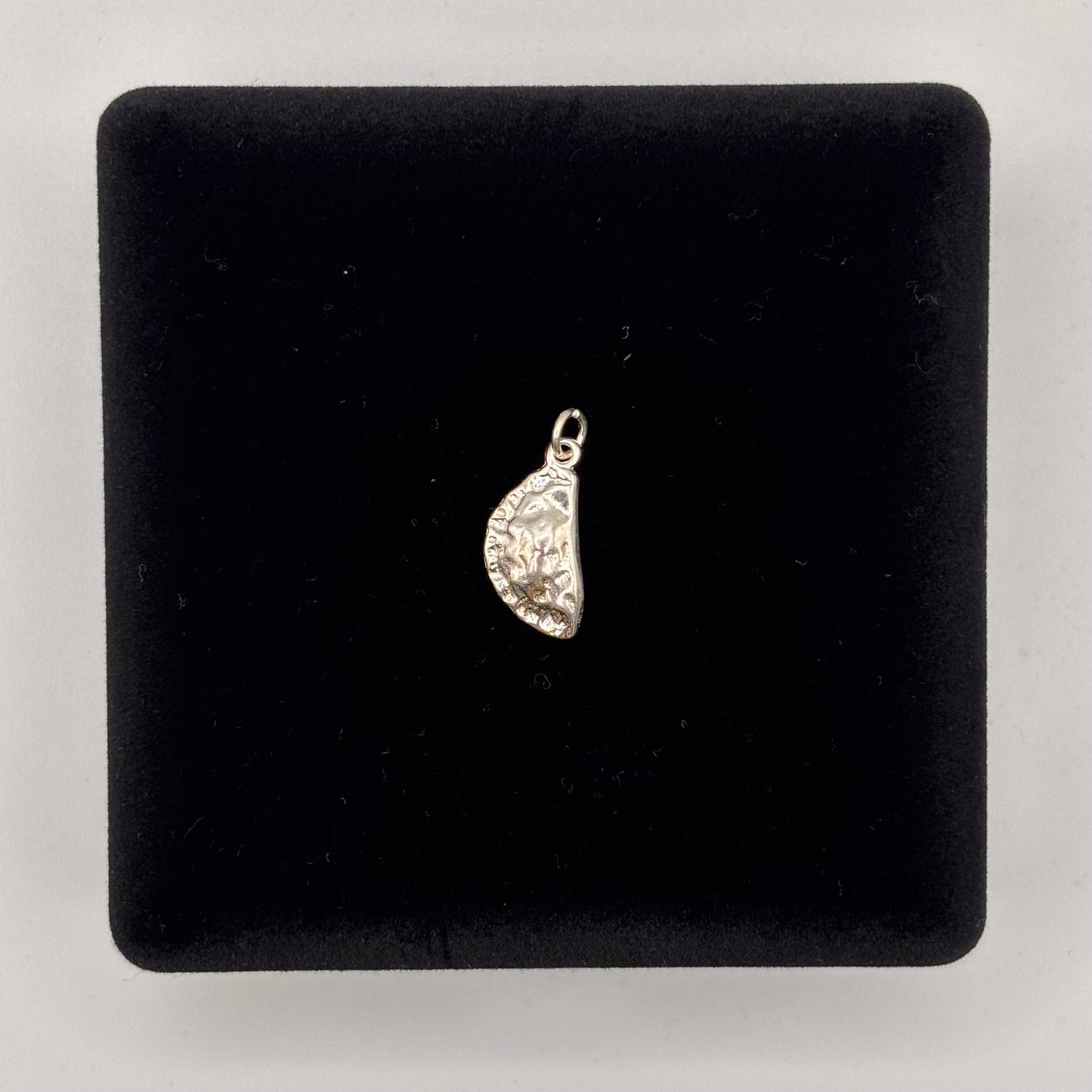 Oppulence Charm Collection Oppulence