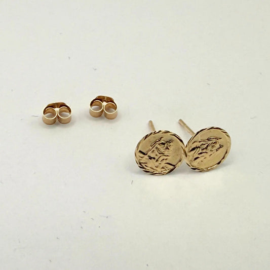 9CT 7MM GEORGE & DRAGON EARRINGS - Oppulence