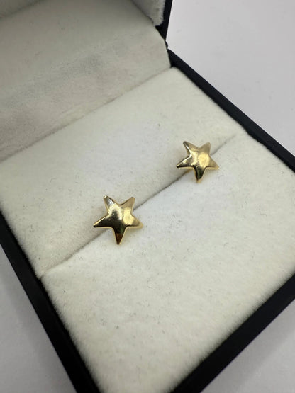 9CT STAR EARRINGS 8MM Oppulence