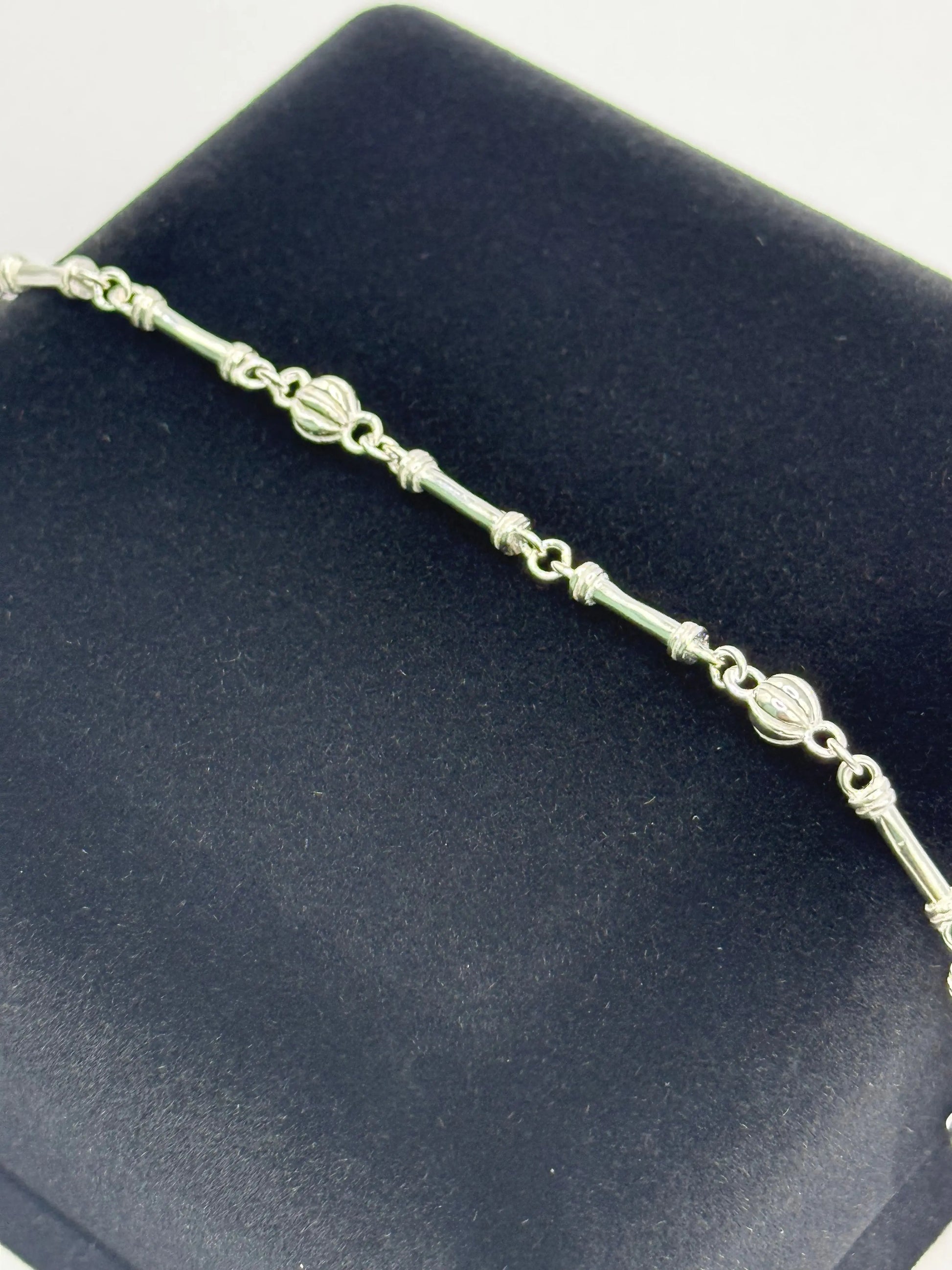 SILVER HANDMADE BALL BRACELET - Oppulence