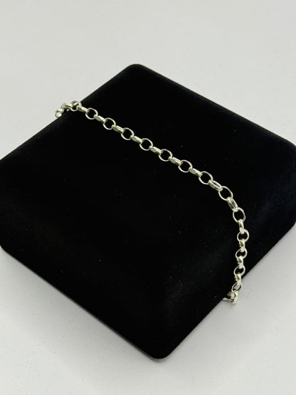 SILVER OVAL BELCHER 7.5" BRACELET Oppulence