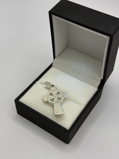 SILVER CELTIC CROSS LARGE HVY PENDANT Oppulence