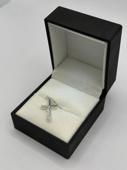 SILVER PEACE CROSS MEDIUM PENDANT Oppulence