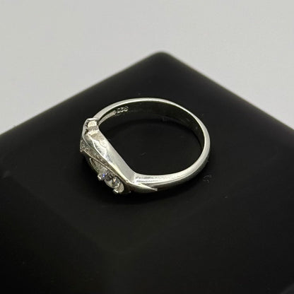 DOLPHIN CZ DIAMOND RING Oppulence
