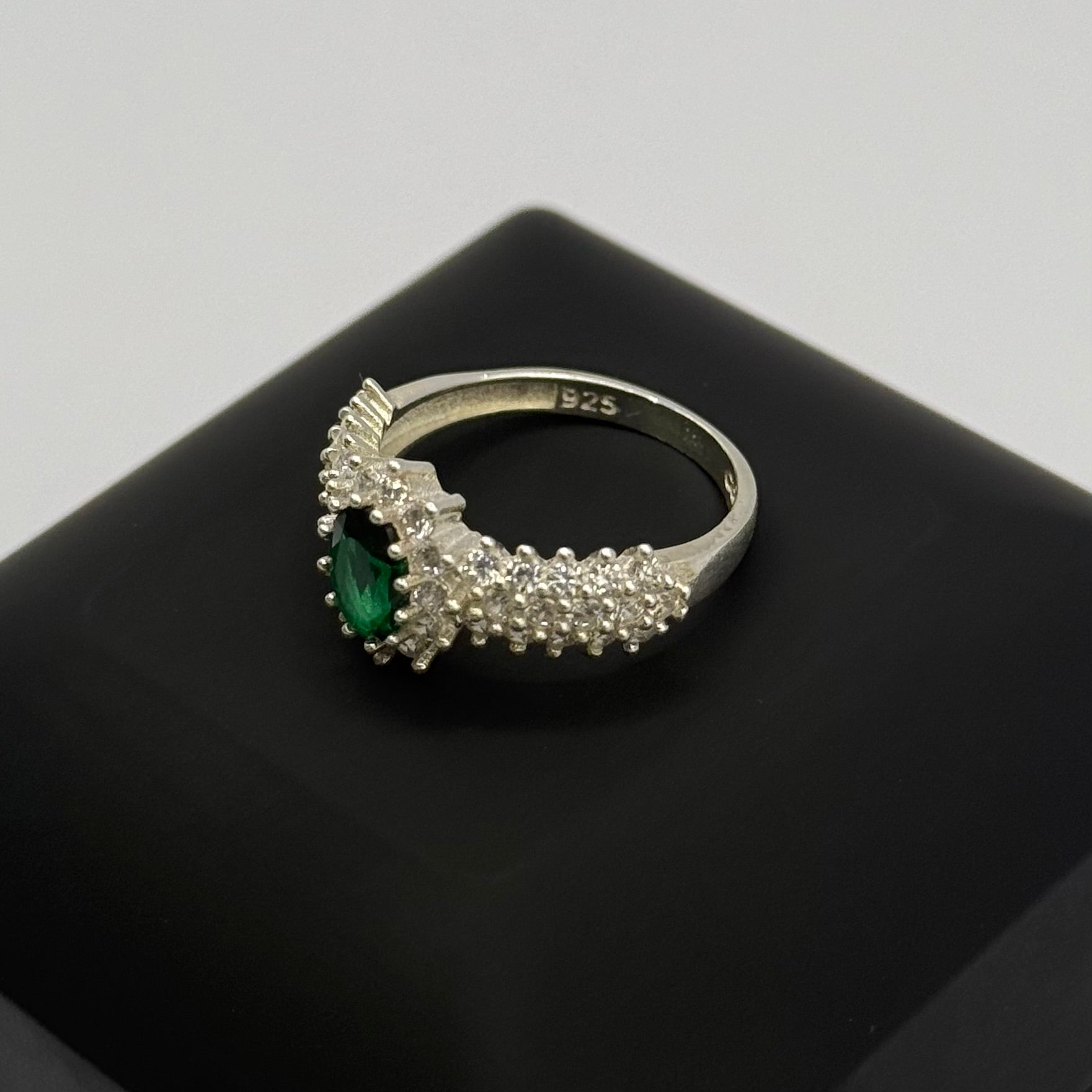 GREEN OPAL CZ DIAMOND COLLAR RING Oppulence