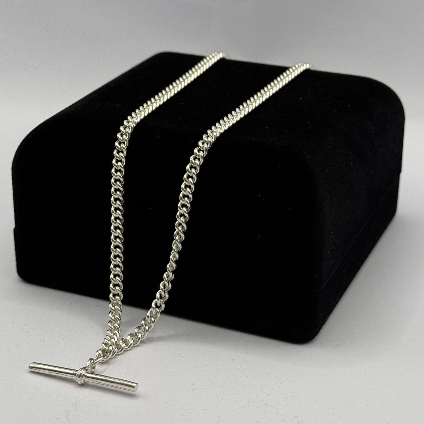 SILVER ALBERT ROUND CURB 18" NECKLACE Oppulence