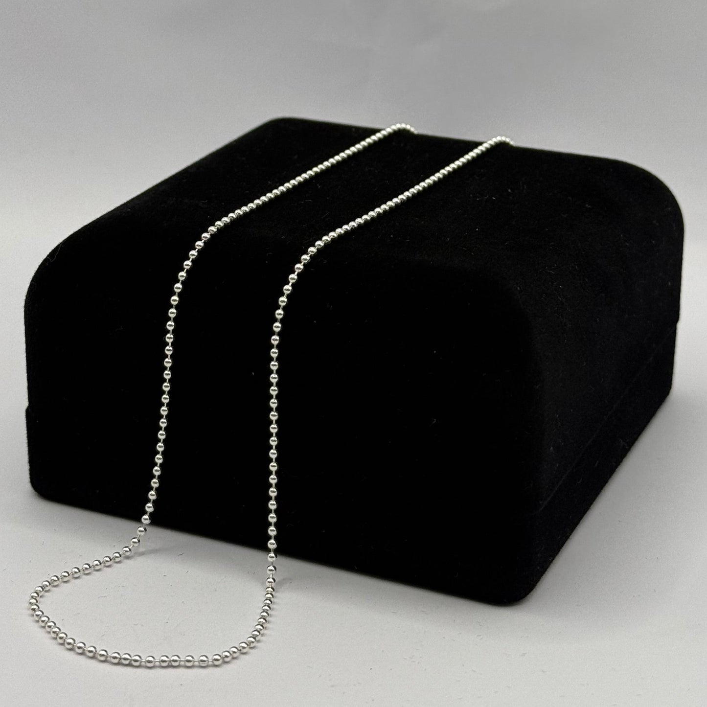 SILVER BEAD CHAIN NECKLACE 18" Oppulence
